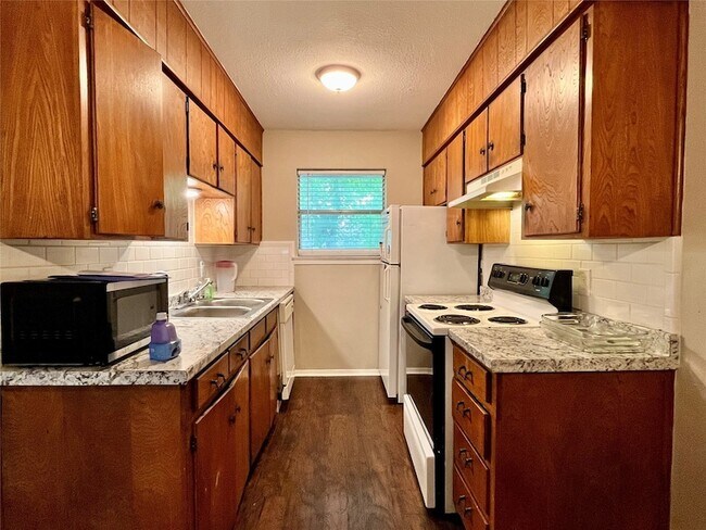 Foto del edificio - 1107 N Locust St