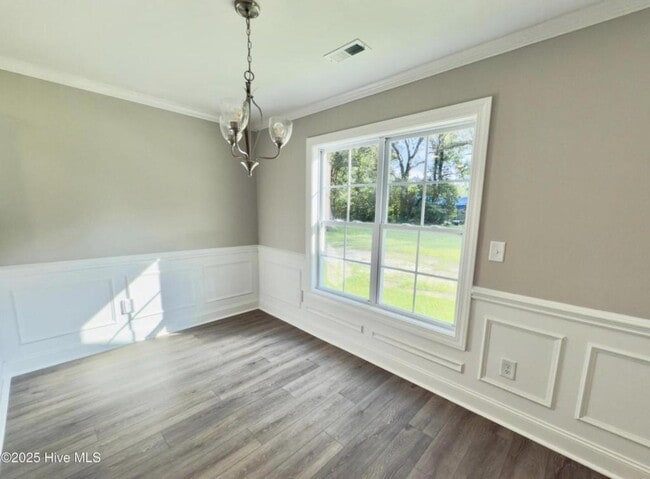 Foto del edificio - 4367 E Pine St