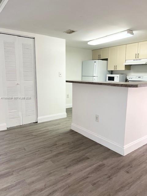 Foto del edificio - 9995 Nob Hill Ln