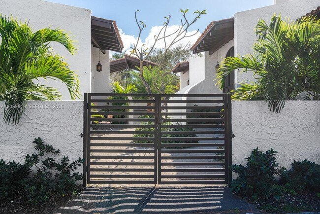 Building Photo - 9280 Biscayne Blvd
