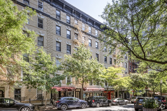 View From Street - 155 E 92ND ST