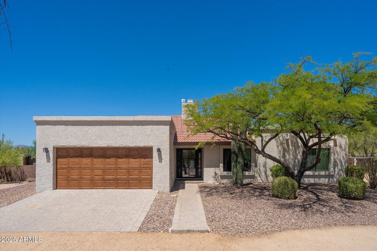 Primary Photo - 6006 E Wildcat Dr