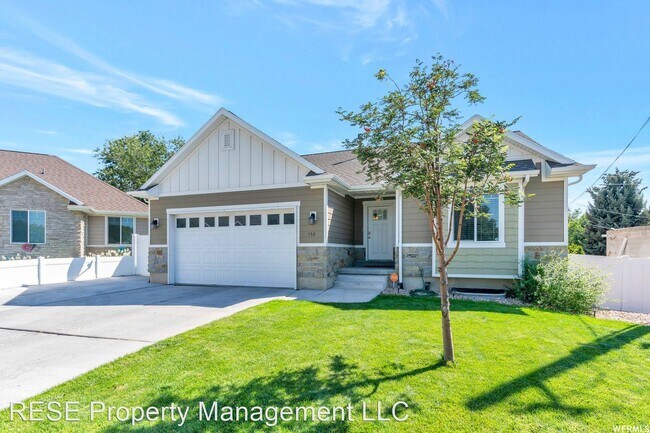 Building Photo - 6 br, 3 bath House - 153 N 150 W