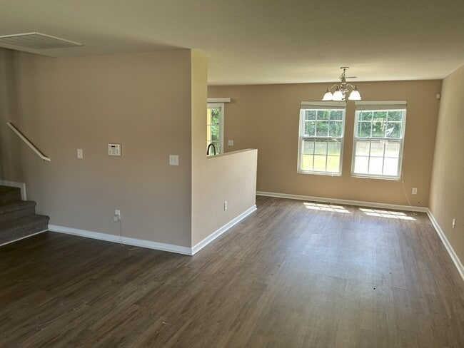 Building Photo - 230 Laramie Circle