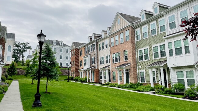 Building Photo - 87 Truman Dr