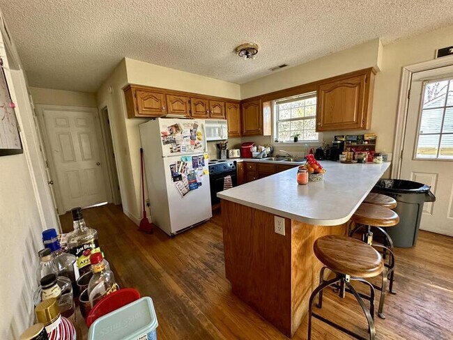 Foto del edificio - 1704 Alabama St