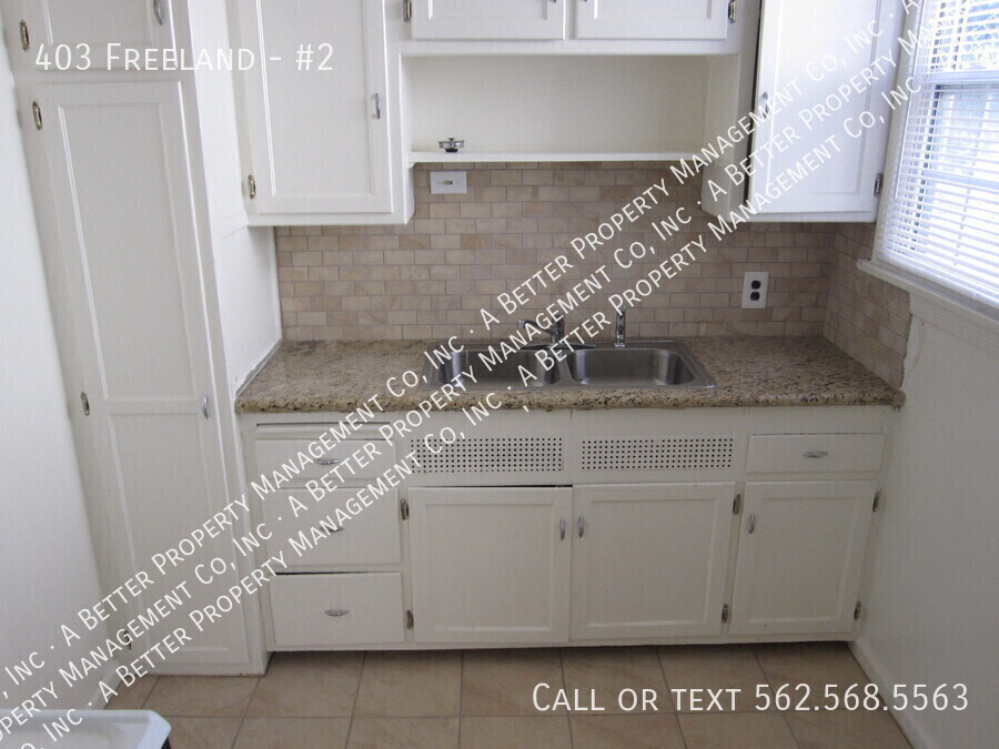 Foto principal - 2 Bedroom with Upgraded Granite Kitchen & ...