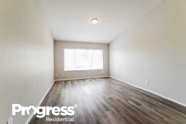 Foto del edificio - 19822 N 2nd Dr