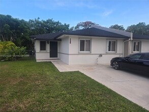 Building Photo - 9400 SW 169th St