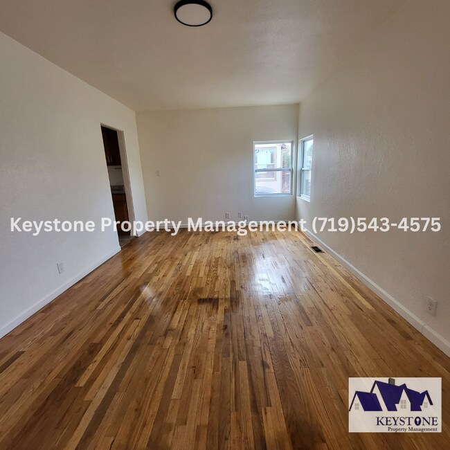 Foto del edificio - Pet Friendly North Side Home 2 Bedroom/1 Bathroom/1 Car Garage $1350/$1350
