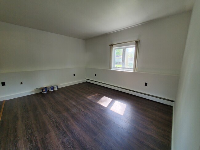Building Photo - 1171 Patricia Ave