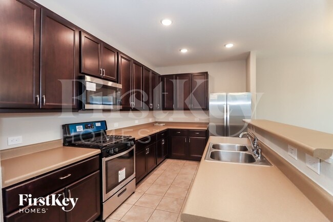 Building Photo - 9935 Yanet Grove Ln