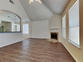 Building Photo - 30622 N Sulphur Creek Dr