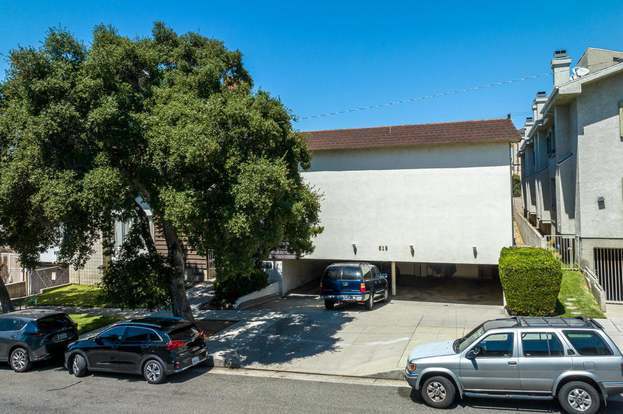 Building Photo - 619 E Olive Ave