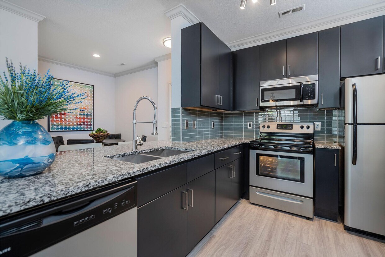 Meridian at Grandview Apartments in Columbus, OH