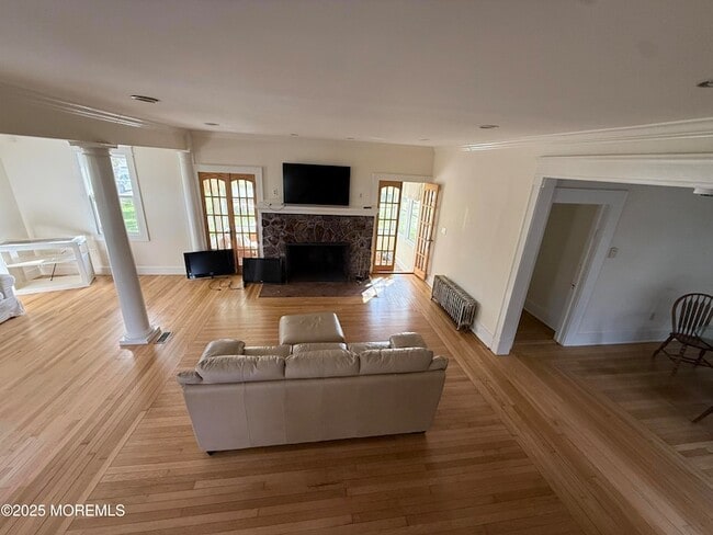 Foto del edificio - 210 S Lincoln Ave