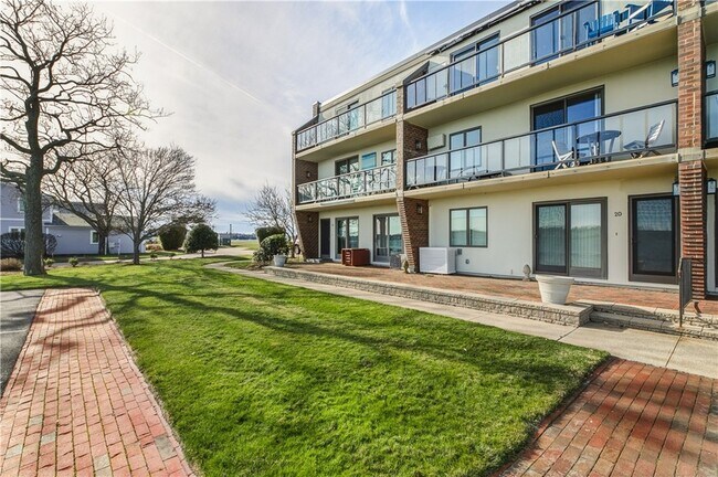 Foto del edificio - 20 America Way