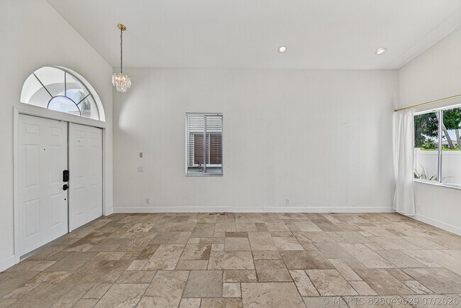 Foto del edificio - 4583 NW 7th Pl