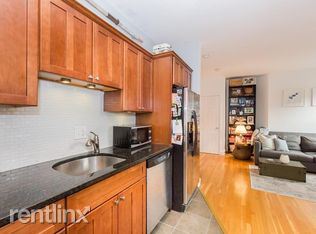 Foto del edificio - 342 Commercial St