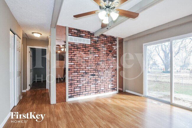 Foto del edificio - 2064 Aristocrat Dr