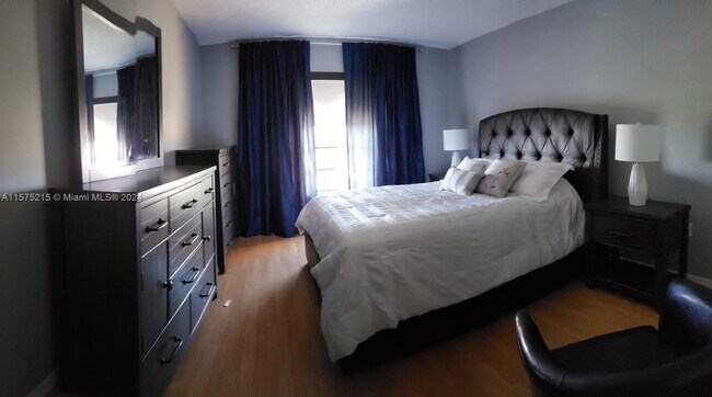 Foto del edificio - 5900 SW 127th Ave