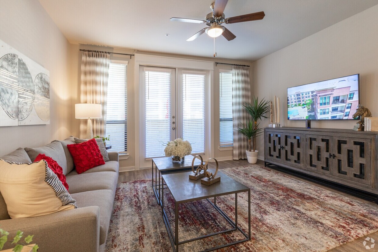 Foto principal - Modern Spaces + Lease Today & Save