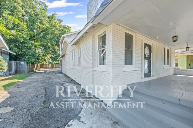 Foto del edificio - 1962 Lamar Ave