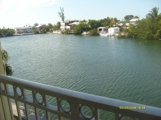 Foto principal - 201 Coppitt Rd