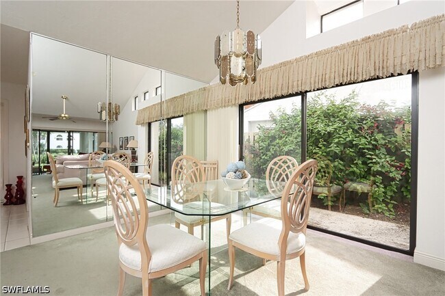 Foto del edificio - 549 Beachwalk Cir
