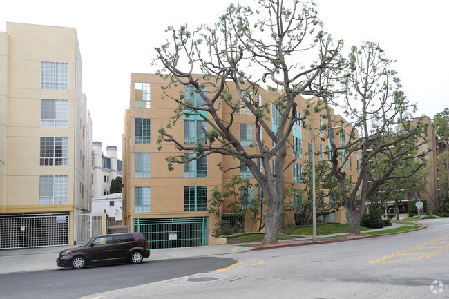 Building Photo - Kelton Apartments