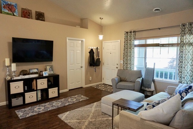 Building Photo - 3531 S Lower Fork Way