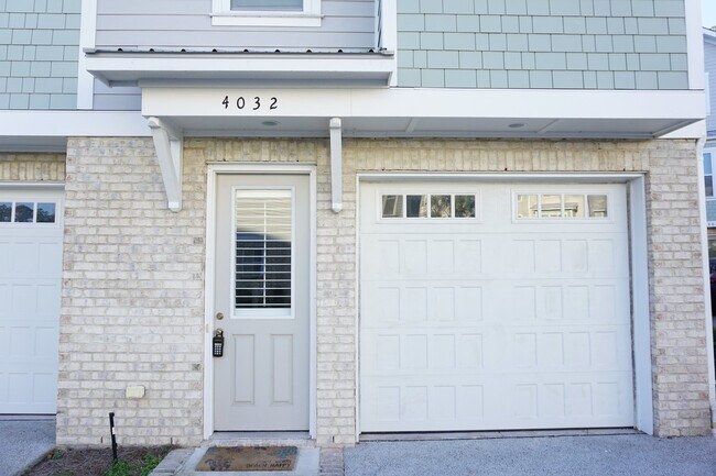 Foto del edificio - 4032 Tamarisk Ln