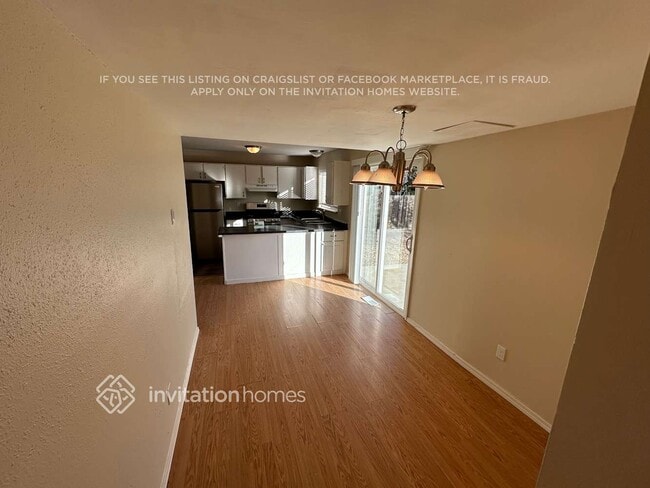 Foto del edificio - 2690 Ridge Dr