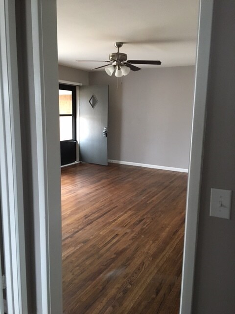 Foto del edificio - 521 Marcilene Terrace