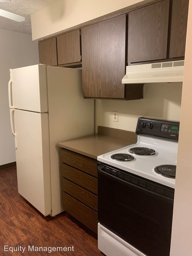Foto del edificio - 333 Maplewood Dr