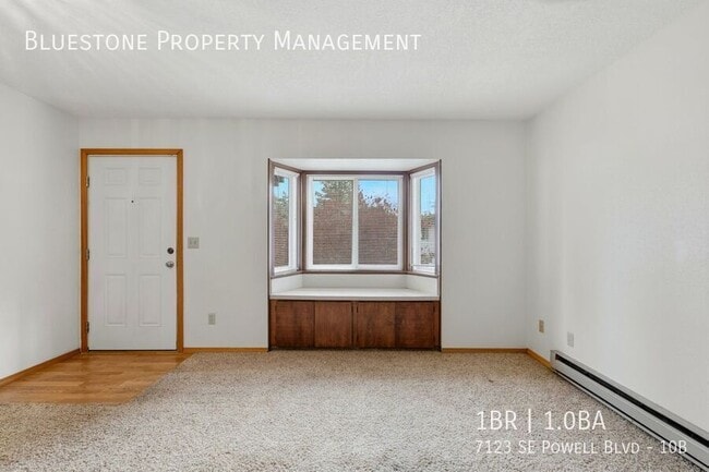 Photo - 7123 SE Powell Blvd Apartment