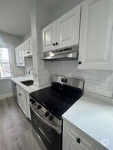Building Photo - 325 Highland Ave