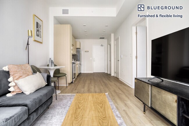 Foto del edificio - 2121 First St SW
