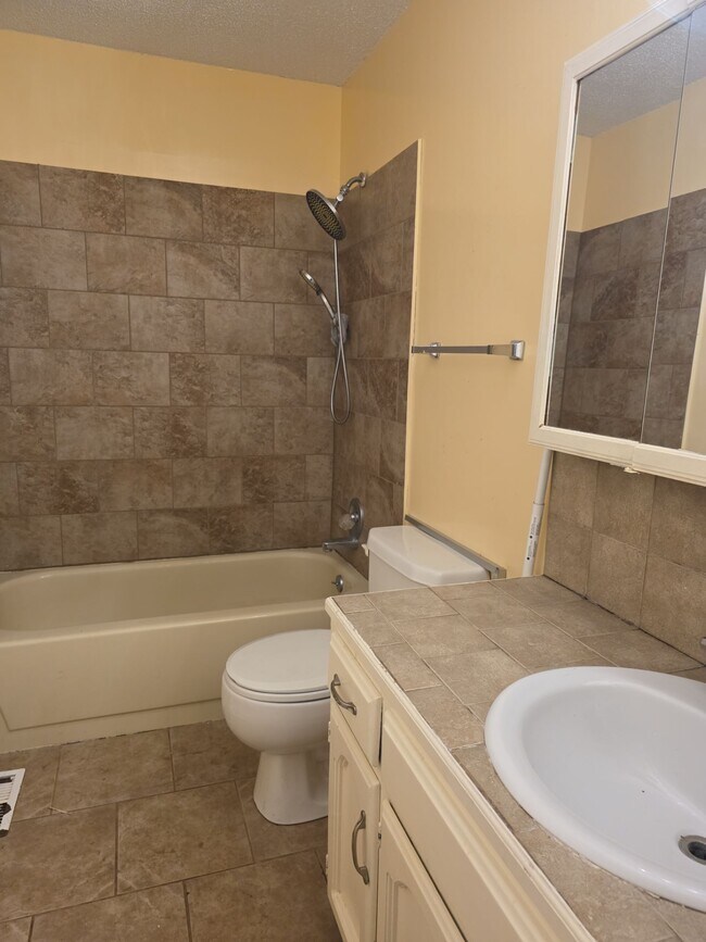 Foto del edificio - 3910 Grunden Dr SW