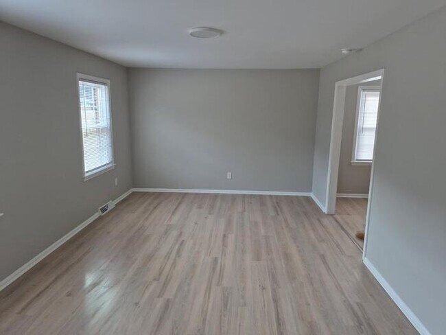 Foto del edificio - 3 Bedroom 2 bath