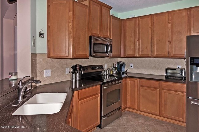 Foto del edificio - 4480 Deerwood Lake Pkwy