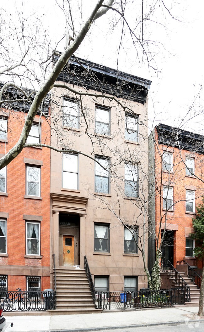 Building Photo - 279 Sackett St