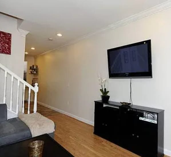 Foto del edificio - 1012 7th St SE