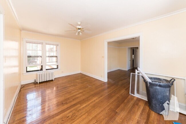 Foto del edificio - 6637 N Newgard Ave