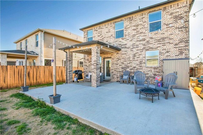 Back Patio - 2950 E Old Settlers Blvd