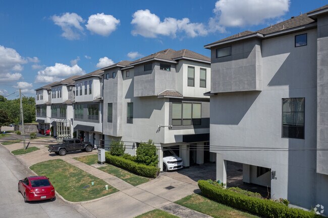 Foto del edificio - 2234 Camden Dr