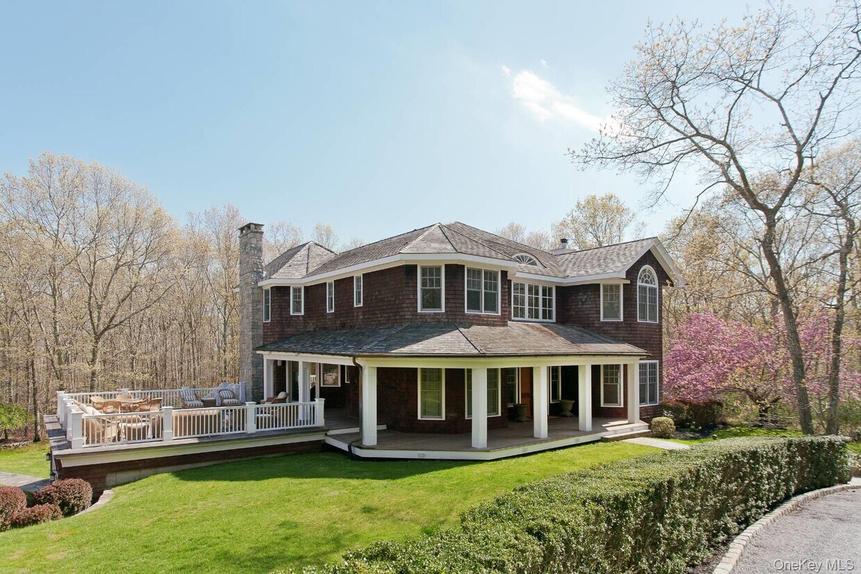 Foto principal - 1477 Deerfield Rd