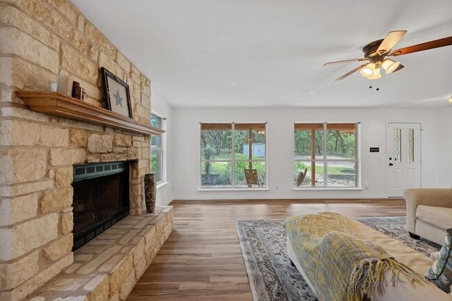 Building Photo - 4207 Deer Trail