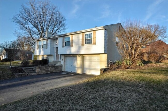 Building Photo - 1313 Star Ridge Dr