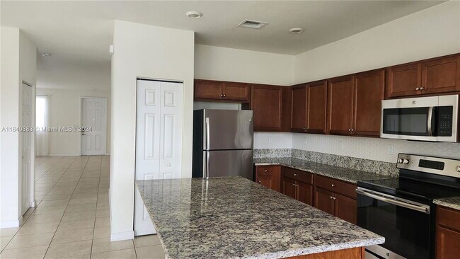 Foto del edificio - 9411 W 35th Ave